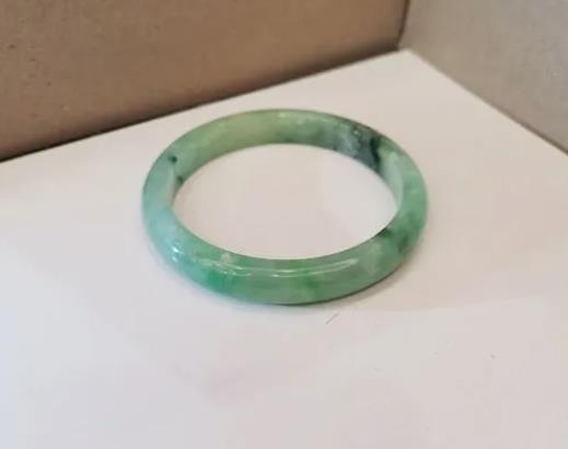 怎么分辨翡翠酸洗过没有？翡翠酸洗主要是洗什么？