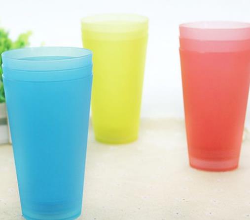 新买的塑料杯子烫多久才能用？长期用塑料杯喝水会怎么样？