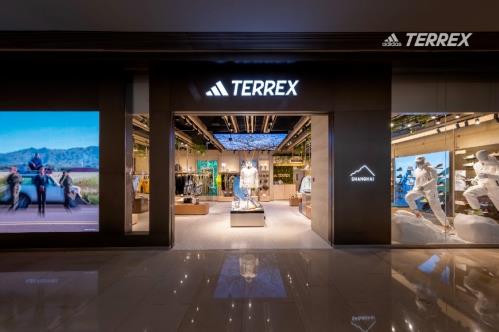 助力终结塑料废弃物， adidas TERREX环保新品带来创新体验