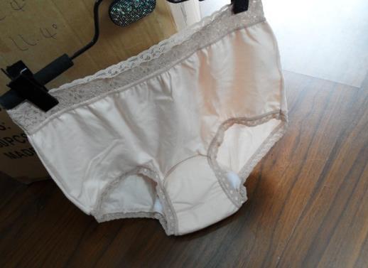 乳胶内裤值得入手吗？乳胶内裤的优势有哪些