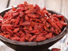 枸杞子的四大奇效 防止癌症抗衰老还能养颜