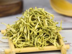 金银花泡水能吃进去吗 金银花泡水变绿色可以喝吗