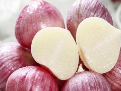 感冒吃大蒜有用吗 生吃大蒜治拉肚子吗