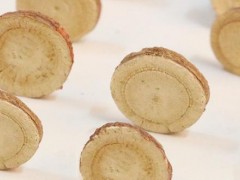 甘草泡水是苦的吗 甘草泡水是不是对嗓子好