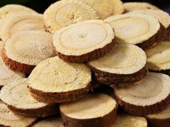 甘草加什么去湿气 甘草熬水能喝给小孩喝吗