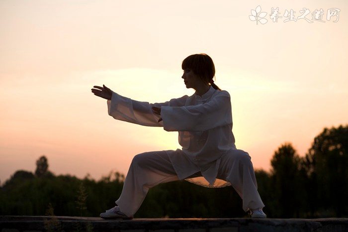 太极拳的练习步骤与方法