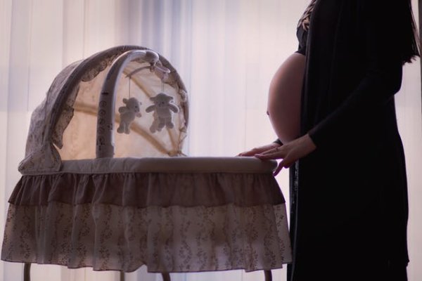 孕妇是不是容易晕车 如何预防孕期晕车
