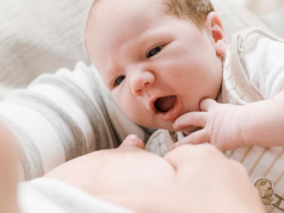 母乳奶水清是不是没有营养？