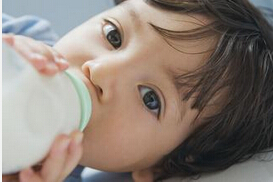 妈妈生气时乳汁会变成“毒汁”吗？