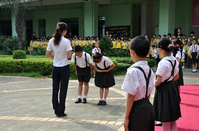 怎样让孩子懂礼貌？如何培养孩子懂礼貌的好习惯