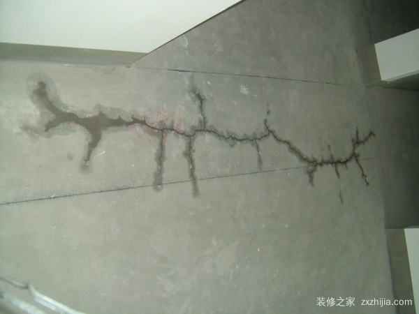 房子漏水怎么办呢？房子漏水的原因有什么？