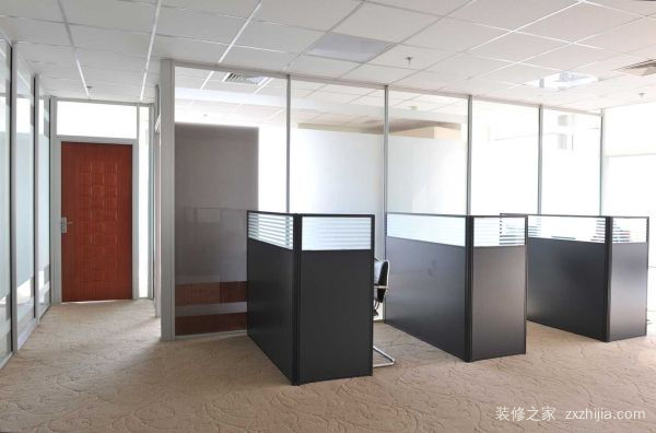 办公室隔断有什么作用？办公室隔断材料选择