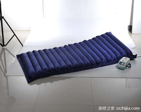什么是防褥疮充气床？防褥疮气垫床如何使用？