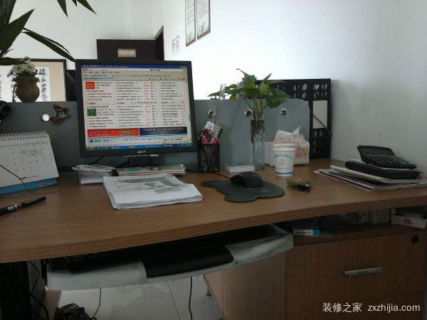 办公桌怎么摆放？办公桌摆放风水禁忌有哪些？