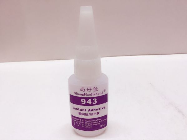 墙纸胶水的类型有哪些 使用的哪些注意事项