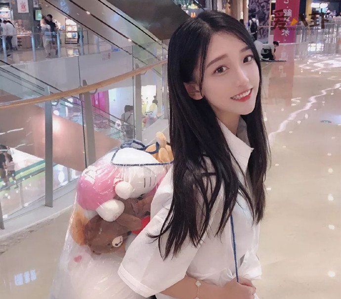 临界十缨真名家世揭秘 家里很有钱吗临界十缨是怎么红的