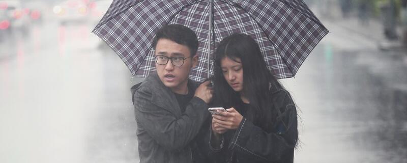 打雷可以打电话吗