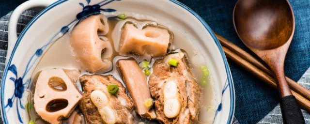 炖排骨为何不放八角 炖排骨为啥不放八角