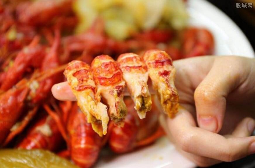 剥虾壳
