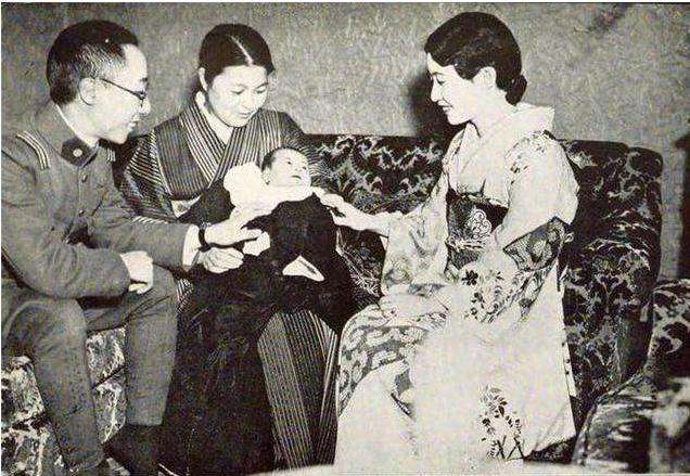 嵯峨浩和天皇的关系,嵯峨浩为什么讨厌日本?