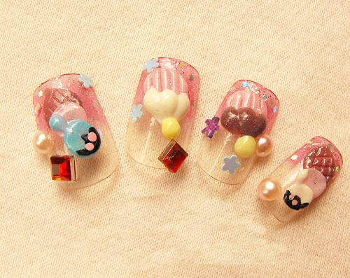 创意美甲 法式美甲图片
