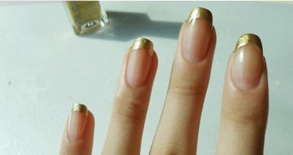 金色美甲图片 法式美甲教程