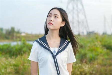女生是否应该查看爱人手机？重要的是把时间留给自己