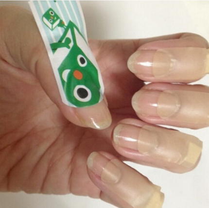OK绷也能美甲 法式指甲的做法
