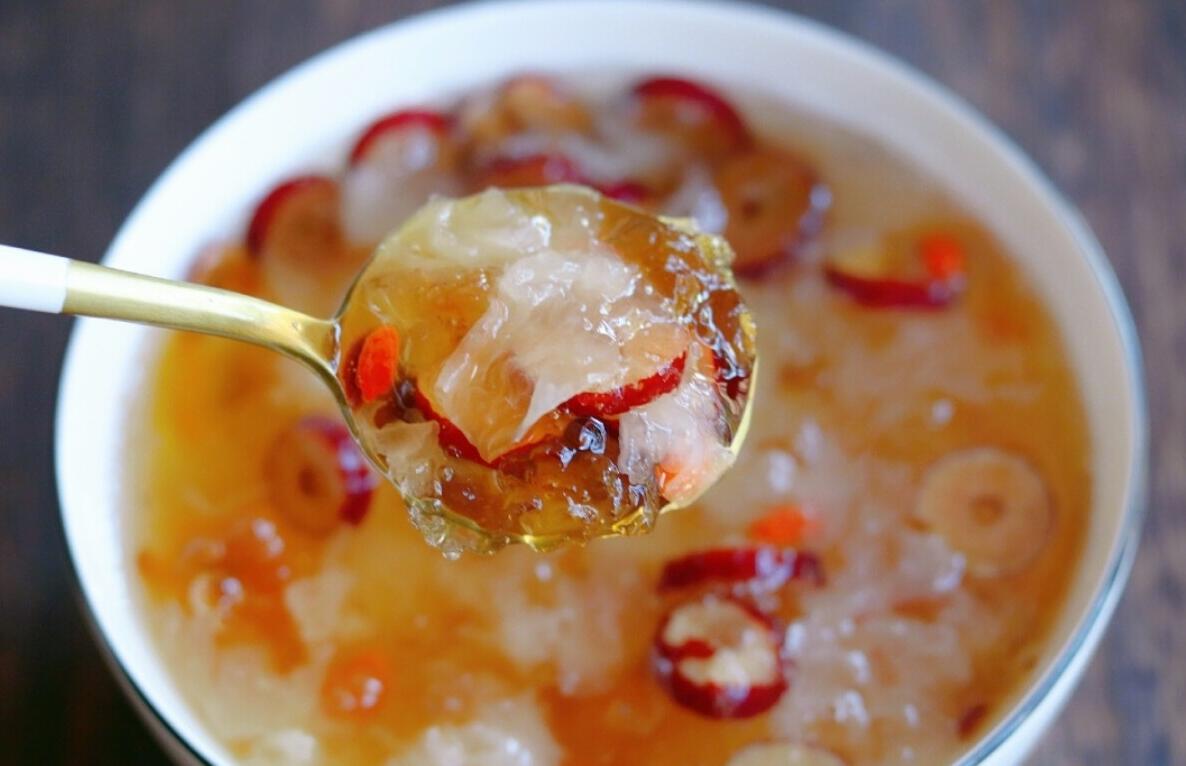 脸很干燥怎么办？脸很干燥的补水方法