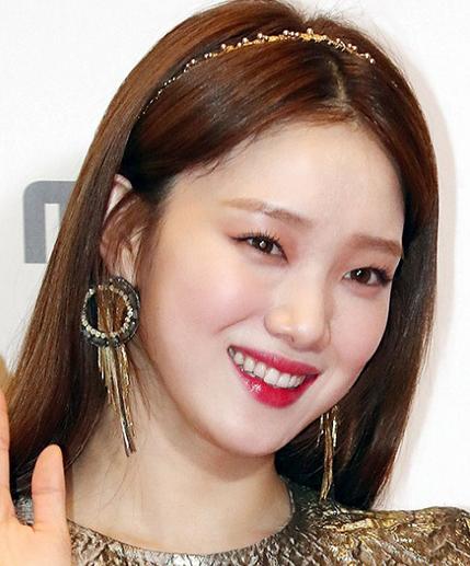 手残党也能搞定的腮红 周冬雨李圣经的baby粉好少女