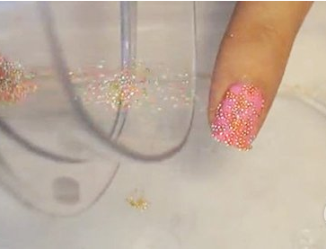 鱼子酱美甲 美甲diy教程