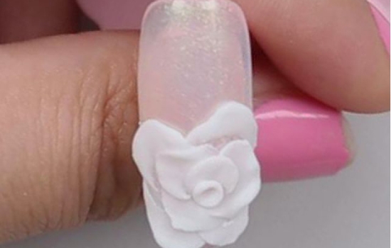 美甲彩绘花朵 美甲雕花教程