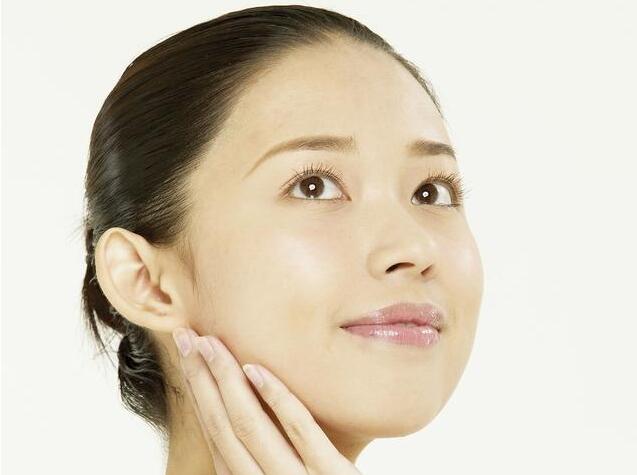 彩妆化妆技巧 小心彩妆毁了你的脸