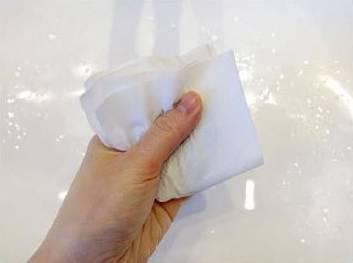 气垫粉扑化唇妆的方法 气垫粉扑和海绵哪个好