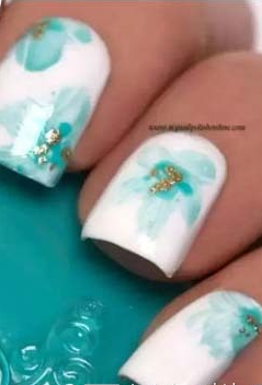 海洋美甲 蓝色美甲图片