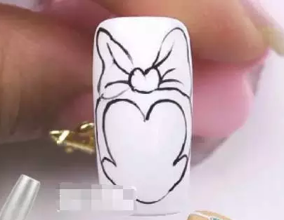 米妮美甲 卡通美甲教程