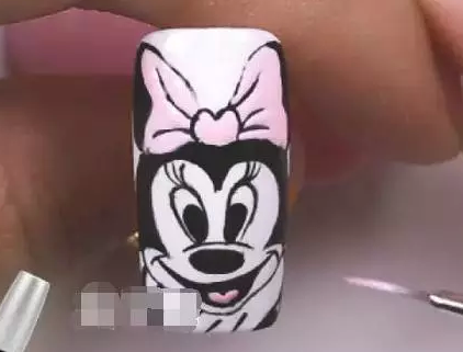 米妮美甲 卡通美甲教程