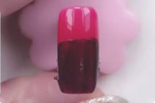 红黑美甲 美甲渐变教程