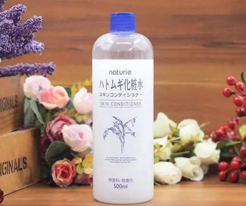 哪个牌子的爽肤水补水效果好？娥佩兰薏仁水不错