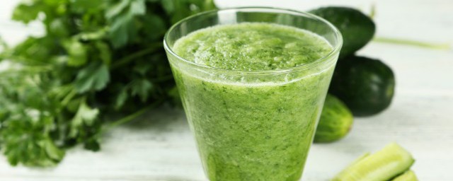 菠菜汁怎么做给宝宝吃 怎么做菠菜汁给宝宝吃