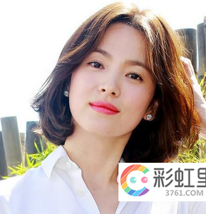 最流行宋慧乔唇妆 跟女神学韩式气质裸妆妆容
