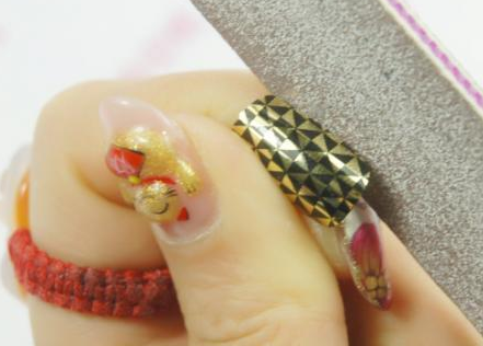 金属色美甲 美甲贴片教程