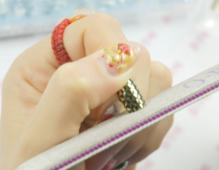金属色美甲 美甲贴片教程