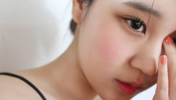 如何打造元气少女的妆感？腮红是一定不能少