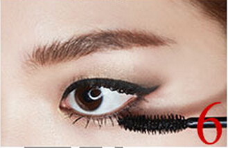 韩彩英仿妆 韩式小烟熏妆的画法