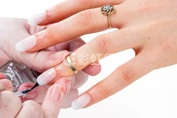 红底高跟鞋美甲 个性美甲教程