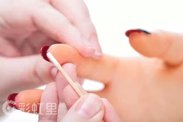红底高跟鞋美甲 个性美甲教程