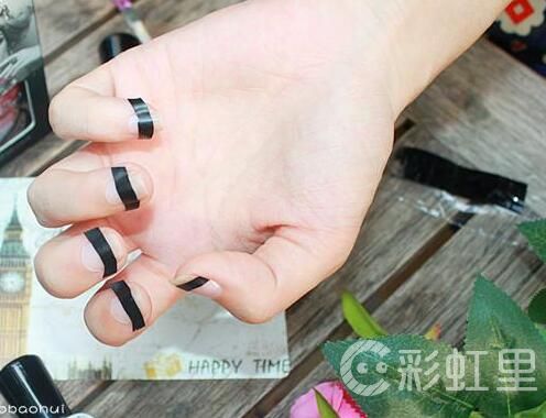 法式美甲怎么做 奶绿色法式美甲教程