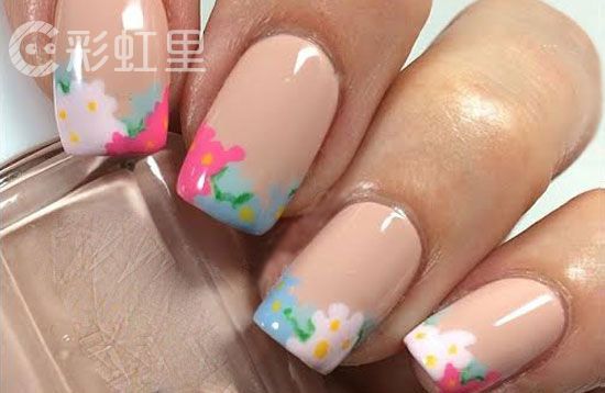 夏季美甲图片 花朵美甲教程