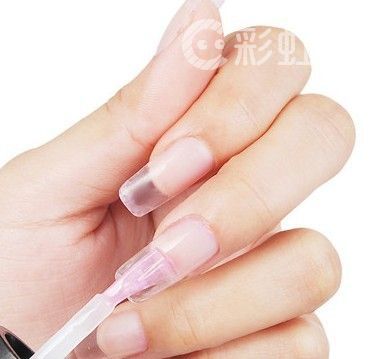 大红指甲图片 简单美甲教程